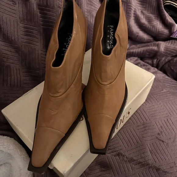 Beautiful shoes - Picture 1 of 6